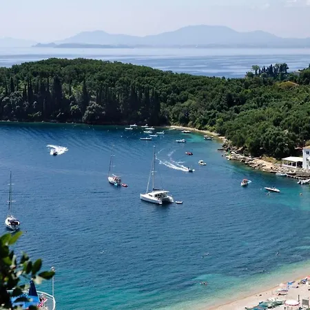 Sarakinatika Sleeps 4 Pool Air Con Wifi * Viggla
